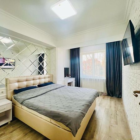 Central Eco View Apartment Кишинів Екстер'єр фото