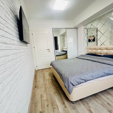 Central Eco View Apartment Кишинів Екстер'єр фото