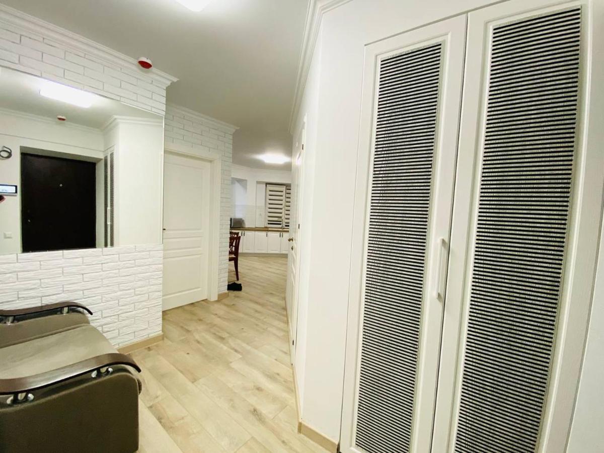 Central Eco View Apartment Кишинів Екстер'єр фото
