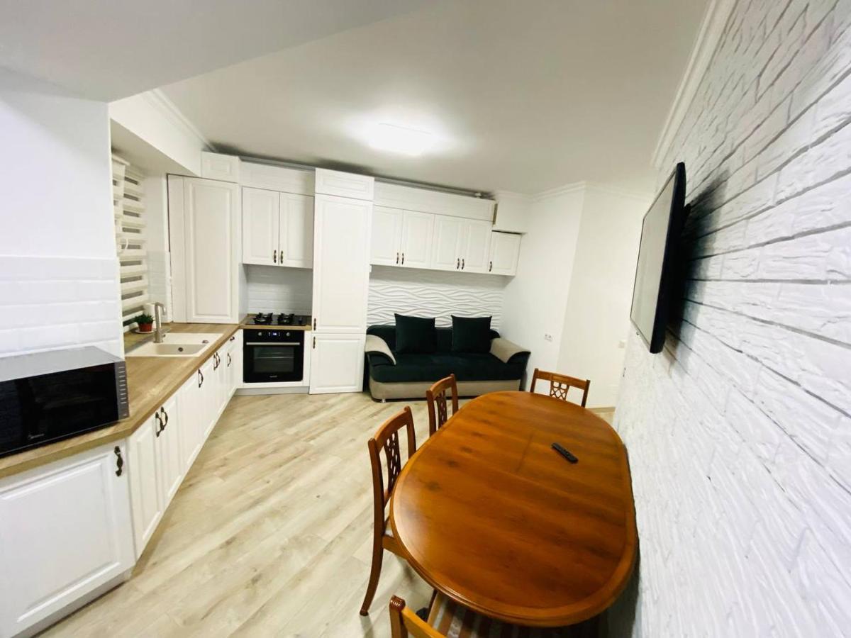 Central Eco View Apartment Кишинів Екстер'єр фото