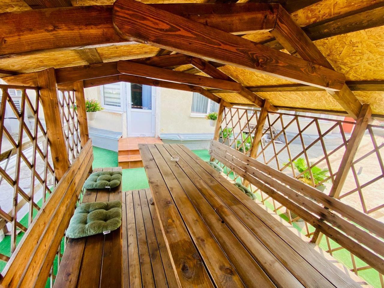 Central Eco View Apartment Кишинів Екстер'єр фото