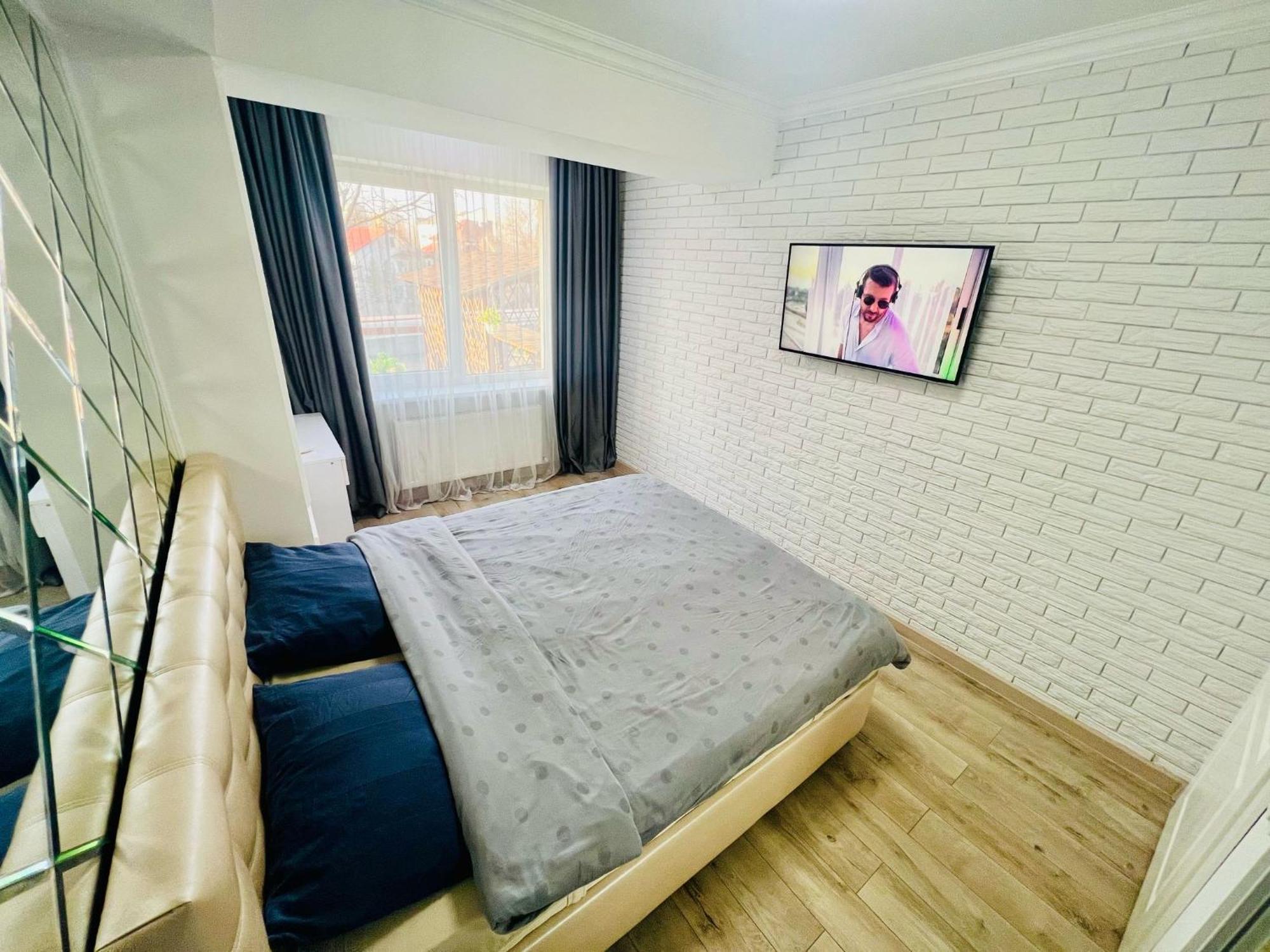 Central Eco View Apartment Кишинів Екстер'єр фото