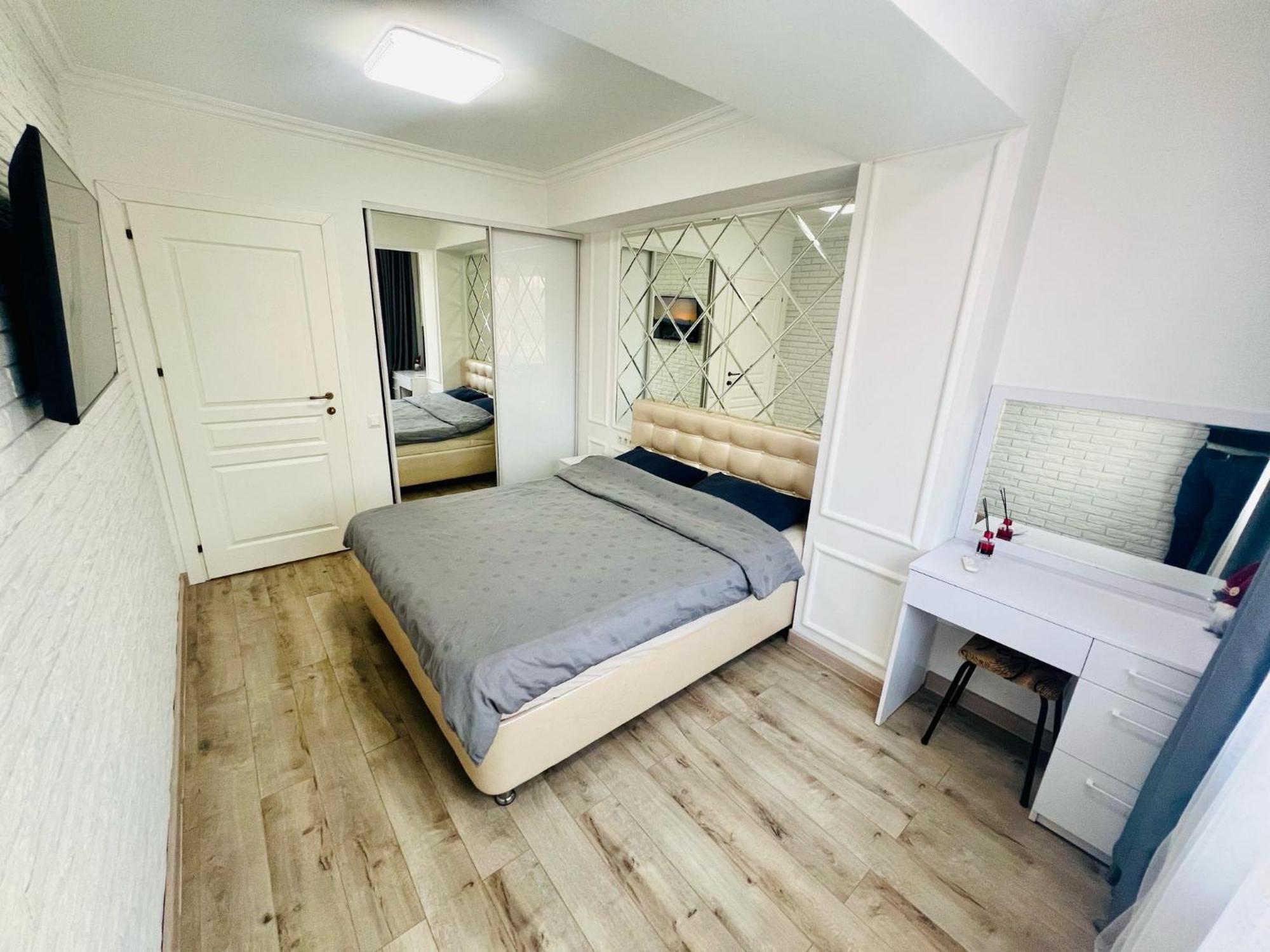 Central Eco View Apartment Кишинів Екстер'єр фото